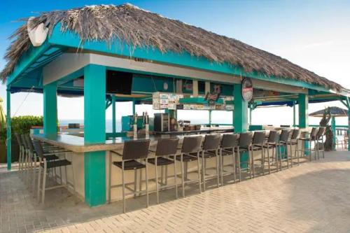 Reef Resort Bar